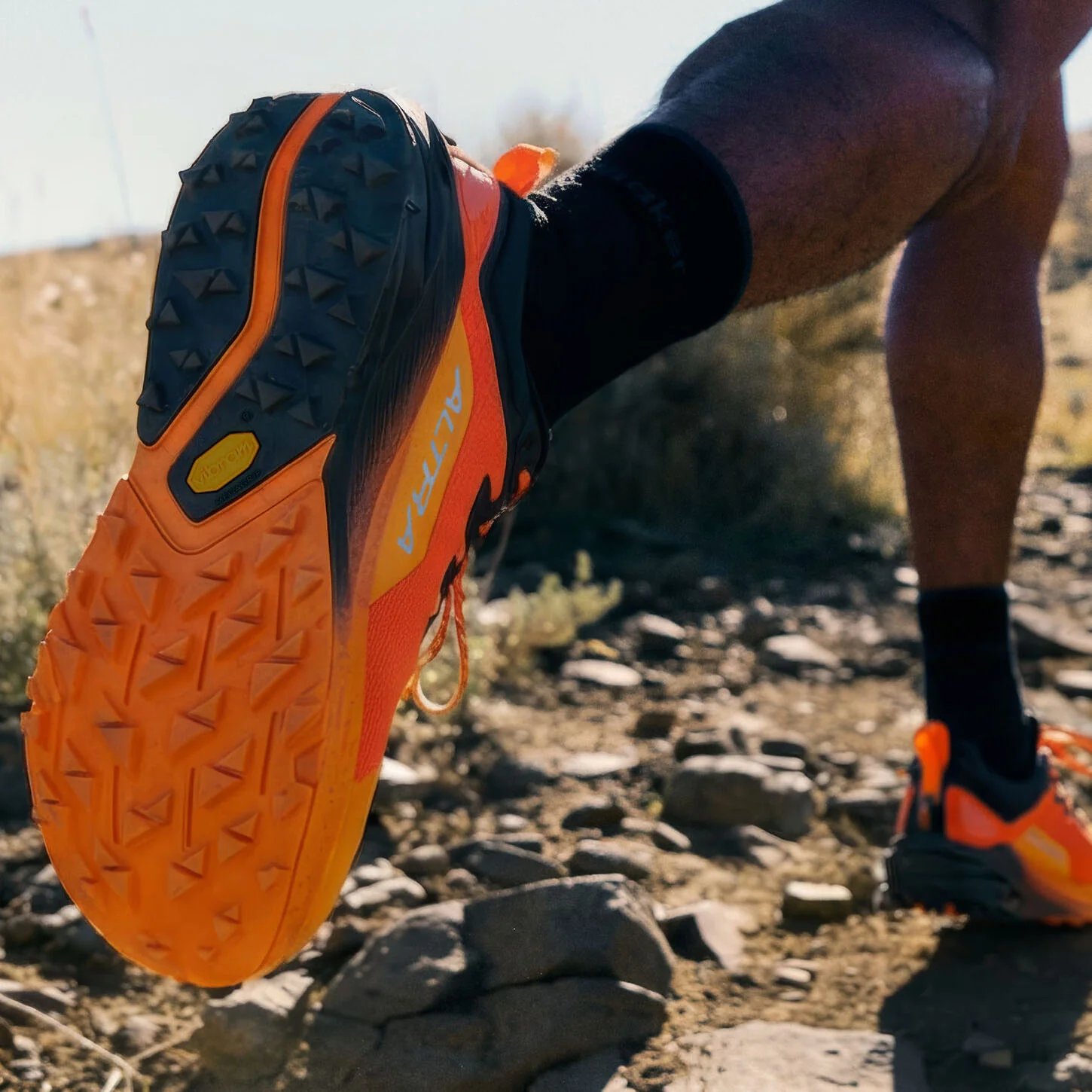 Men's Experience Wild 3+ Running Shoes - Black/Orange - Image 9