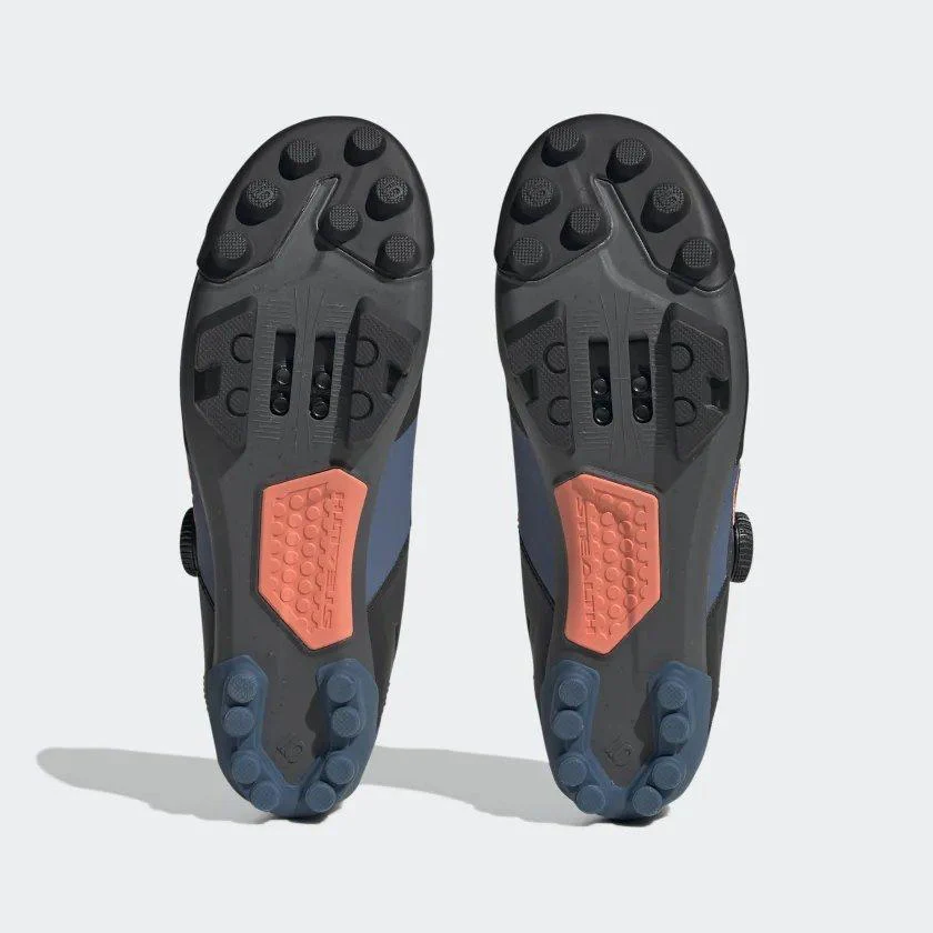 Women's Kestrel BOA MTB Shoes - Legend Ink / Core Black / Coral Fusion - Image 6