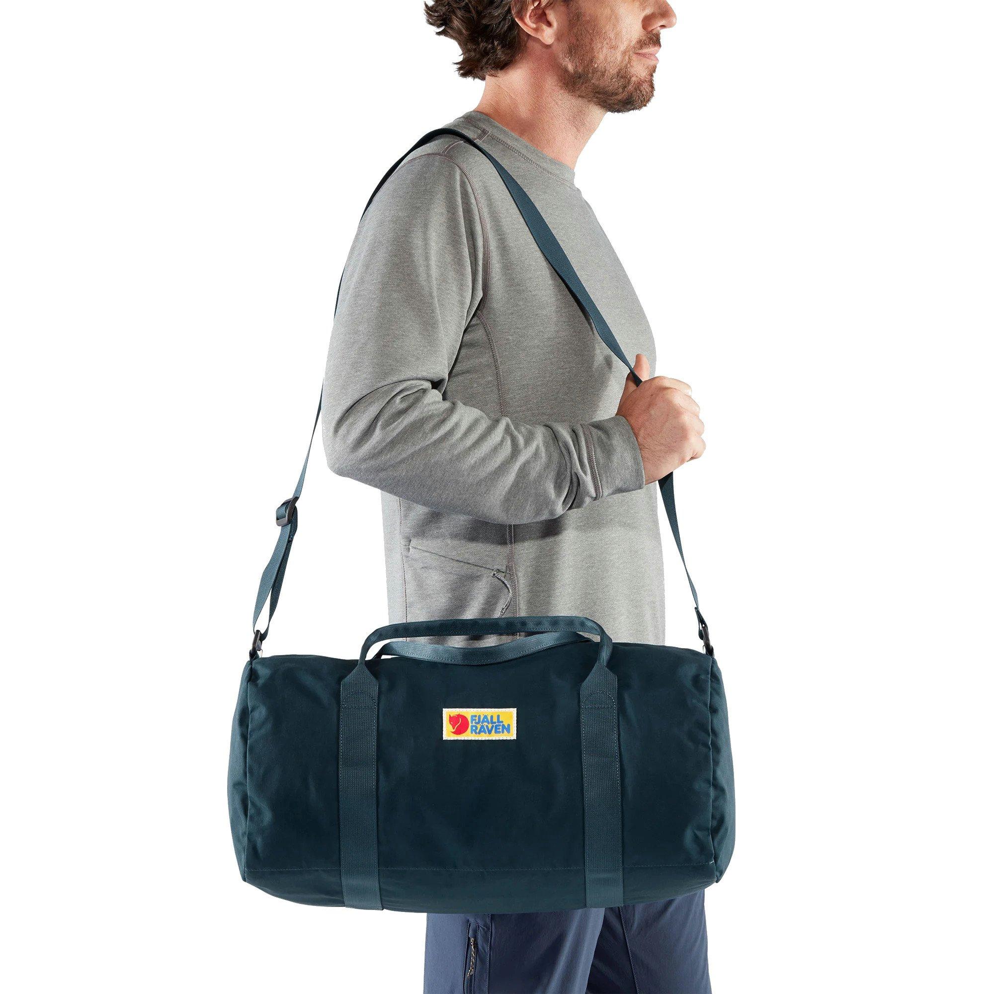 Vardag 30L Duffel Bag - Navy - Image 3