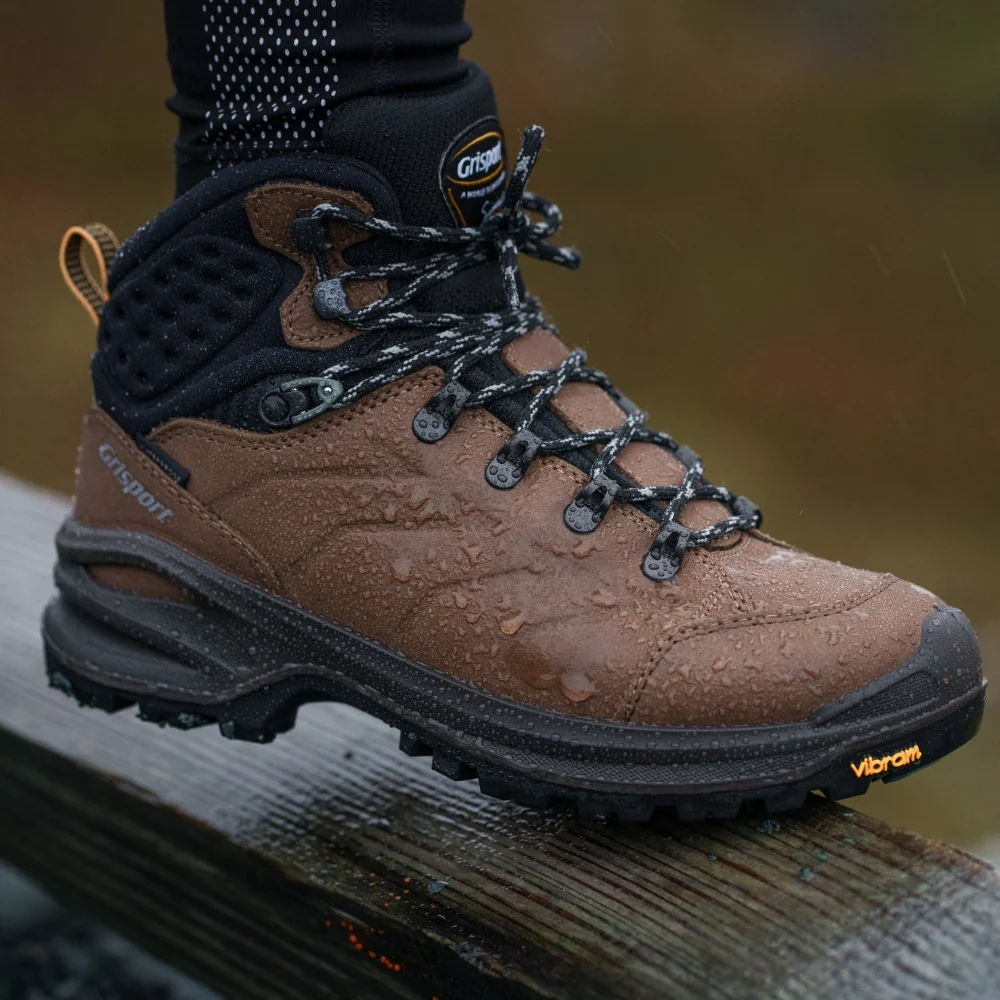 Women's Lynx Walking Boots - Brown - Image 11