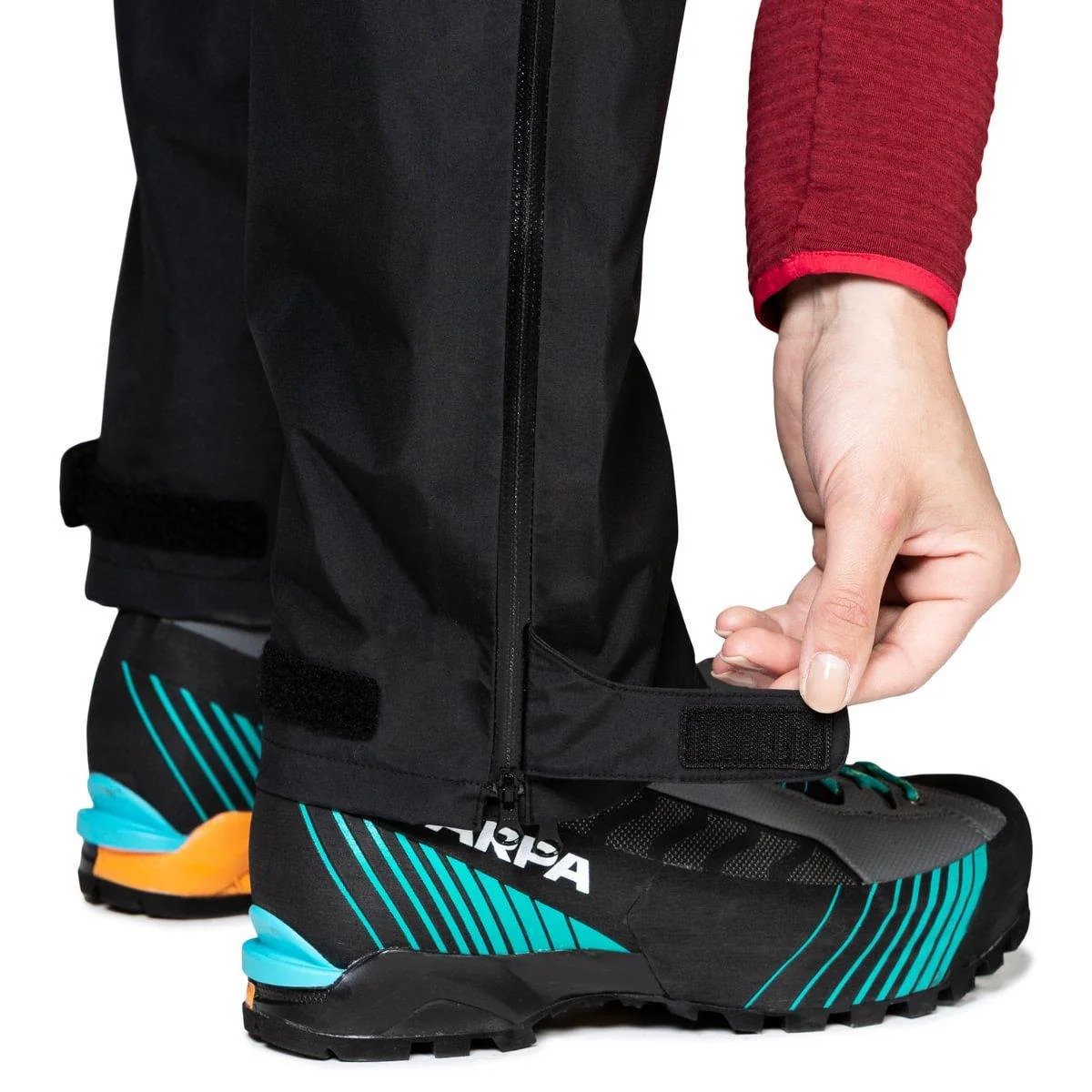 Women's Makalu GORE-TEX Pants - Black - Image 7