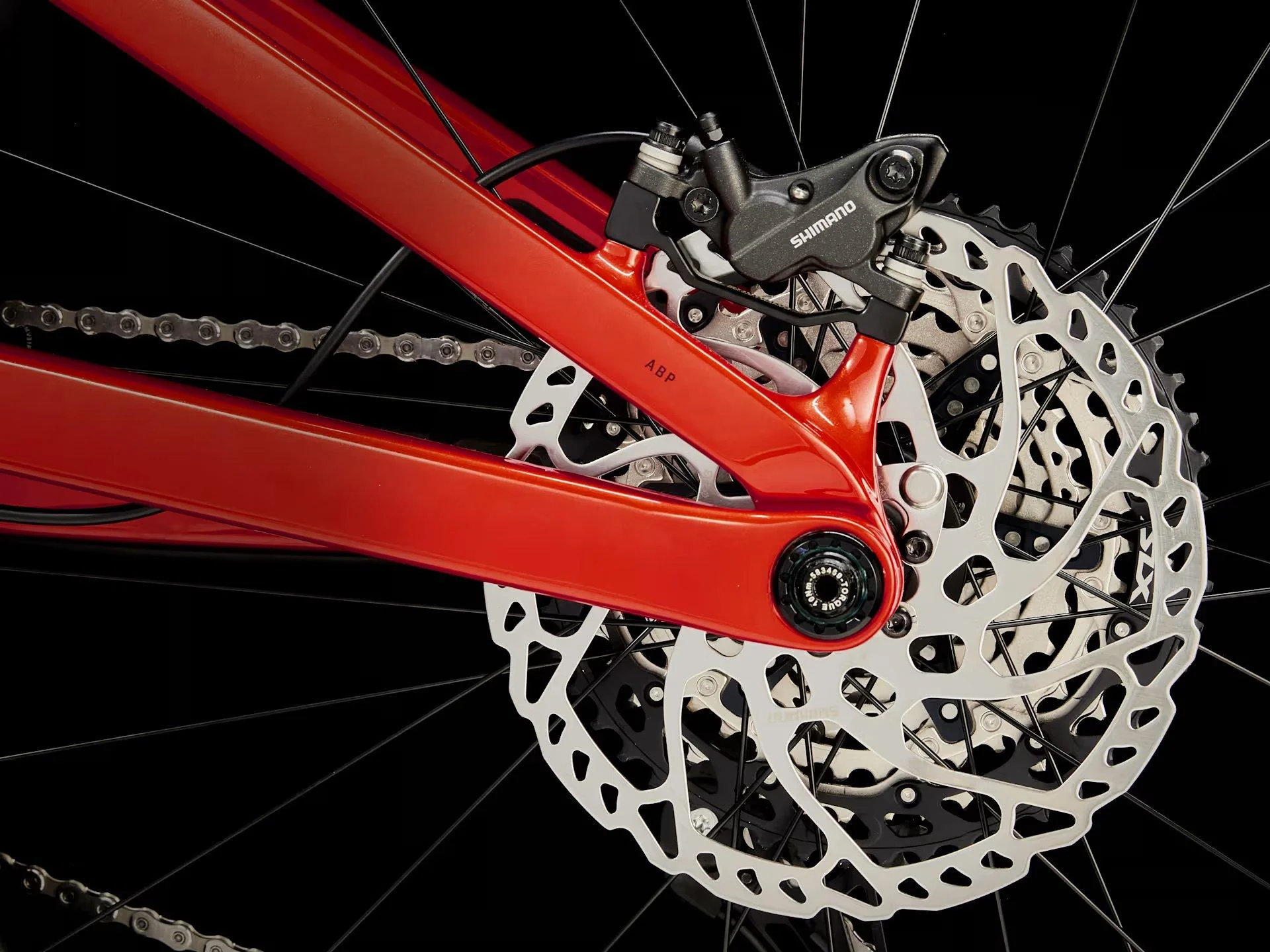 Fuel EXe 9.7 Mountain E-Bike - Red - Image 6