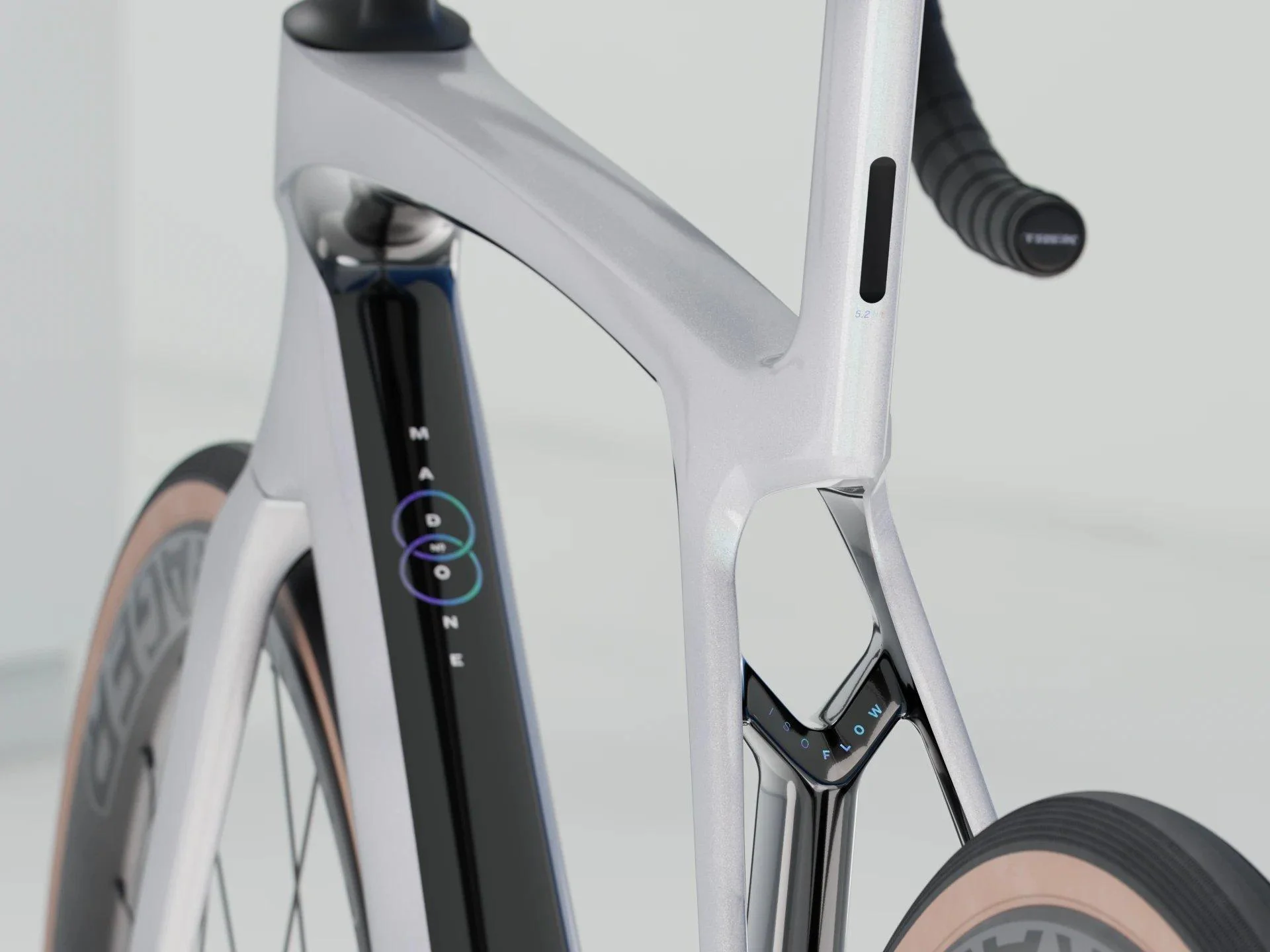 Madone SL 6 Gen 8 Road Bike - White - Image 6