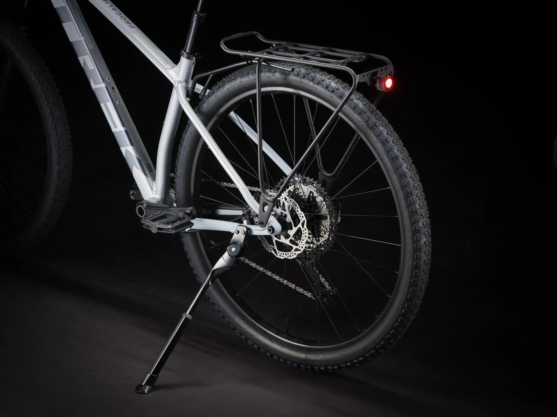 Procaliber 8 Cross-Country Mountain Bike - Grey - Image 4
